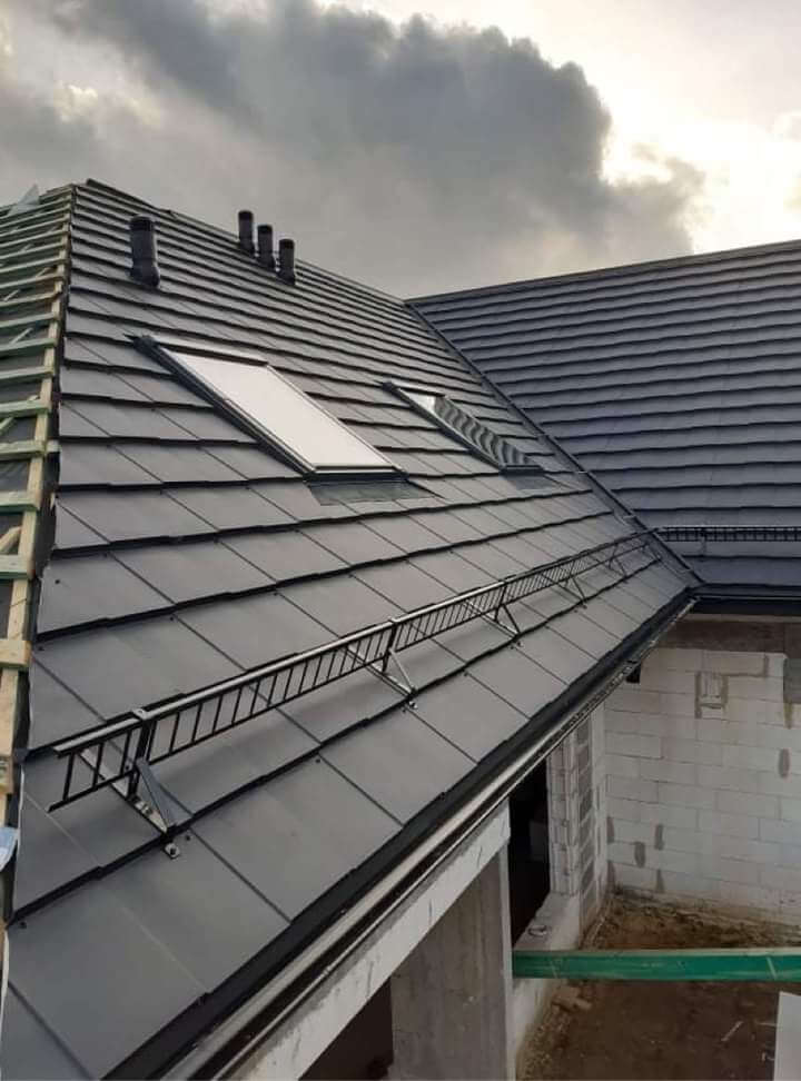 Acoperiș din Panouri Metalice